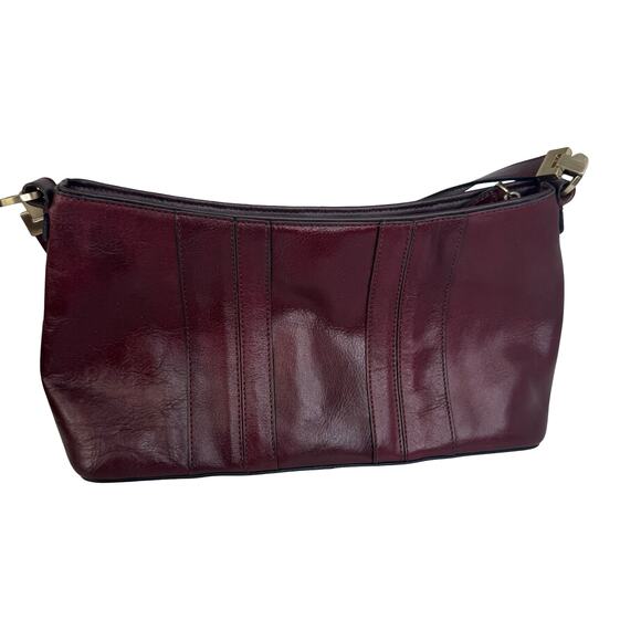 Vintage Etienne Aigner Burgundy Leather Shoulder Bag –  Minimalist Chic - Picture 6 of 16